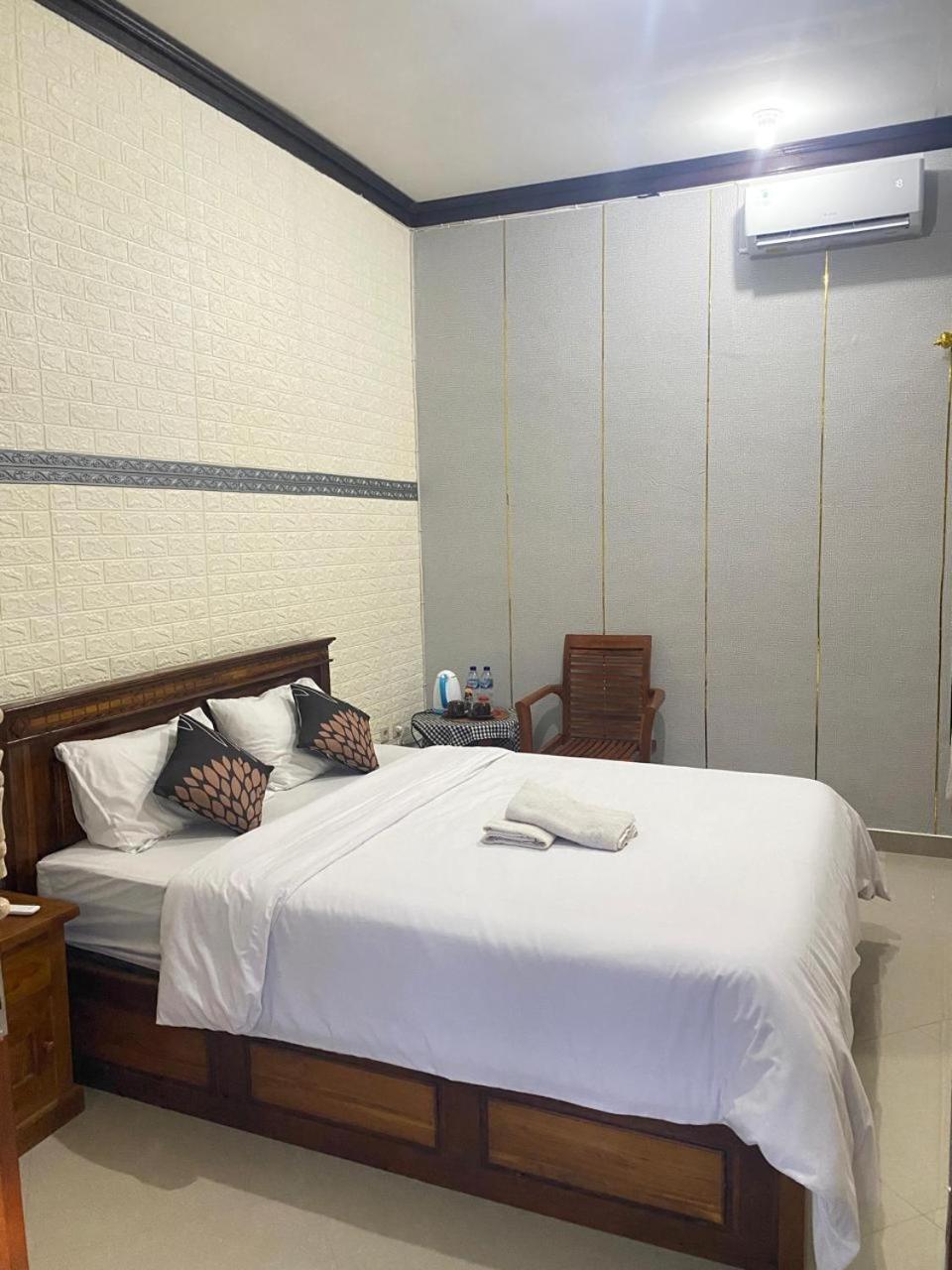 Sri Sedana Guest House Сидемен Экстерьер фото